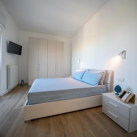 Dimore Capirro Charming Family House 트라니