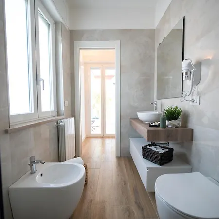 펜션 Dimore Capirro Charming Family House