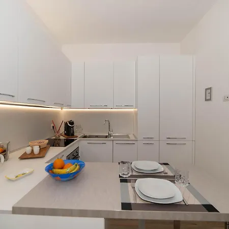 Dimore Capirro Charming Family House *