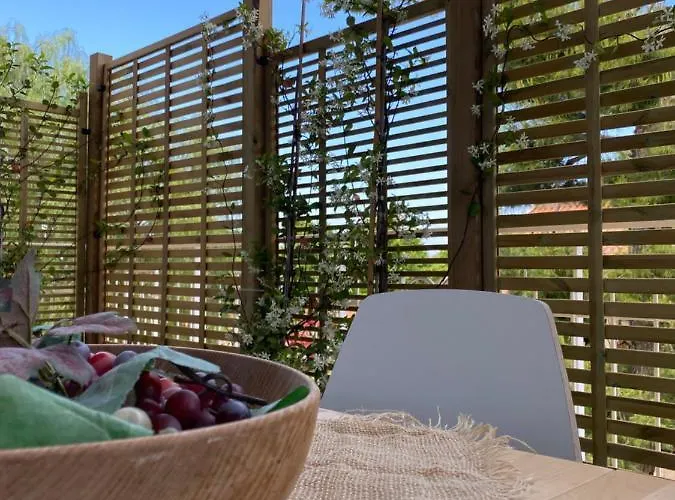 בית נופש Dimore Capirro Charming Family House טרני