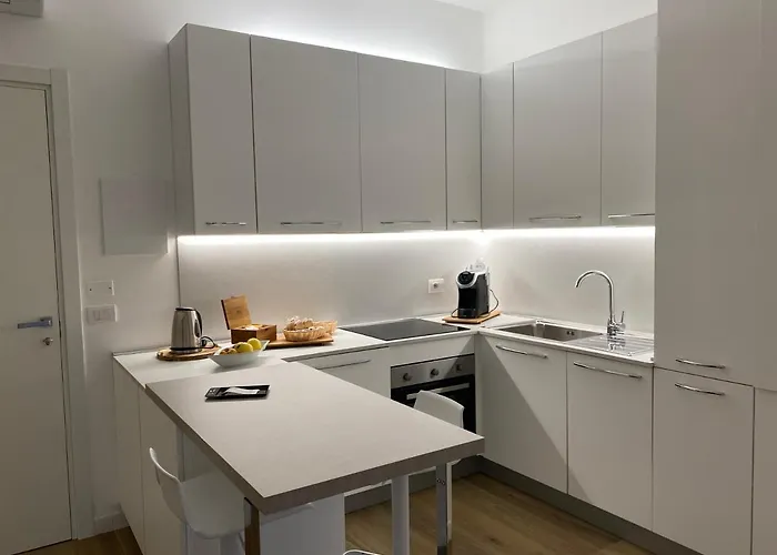 Dimore Capirro Charming Family House טרני